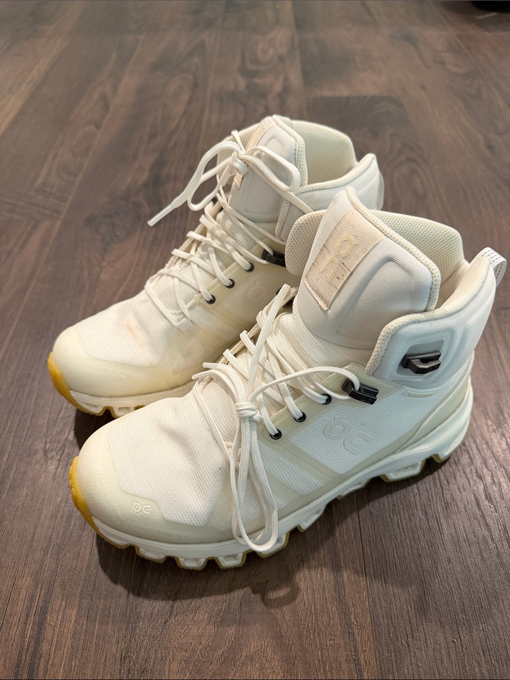 On Cloudrock Edge Raw Waterproof Hiking Boots Sneakers- 6 - Picture 2 of 8